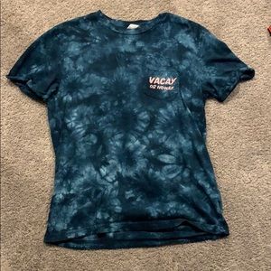tie die “vacay or no way” t shirt
